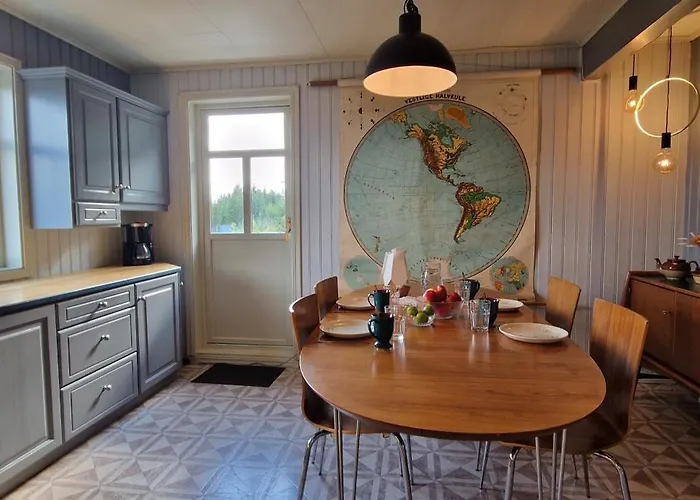 Main Floor In The Lyngen Alps, Whole House Rentable