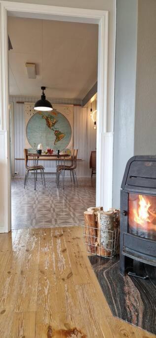 Main Floor In The Lyngen Alps, Whole House Rentable Apartment *